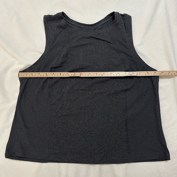 MEMBER'S MARK WOMEN'S CHARCOAL GRAY SOFT RIB CROPPED TANK - STYLE & PERFORMANCE! - Picture 3 of 7